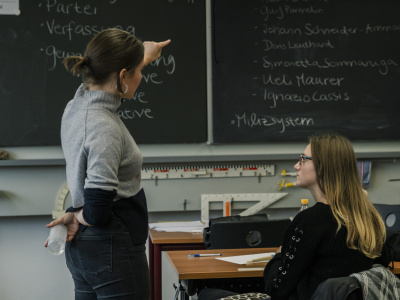 News engage-Atelier Jugendliche in der Klasse
